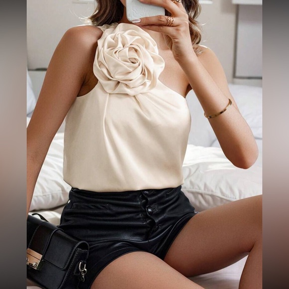 Elegant Navy Blue Floral - Picture 9 of 16